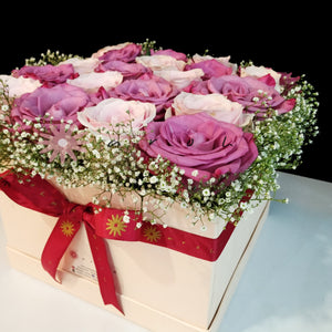Rangkaian Bunga Mawar Segar 'Bed Of Roses'